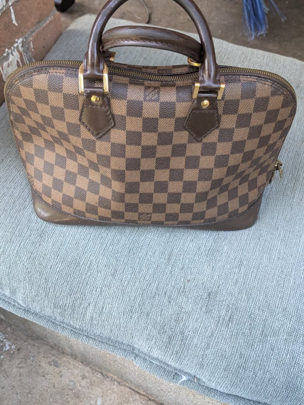 Used Vintage Louis Vuitton Bag - Picture 4 of 14